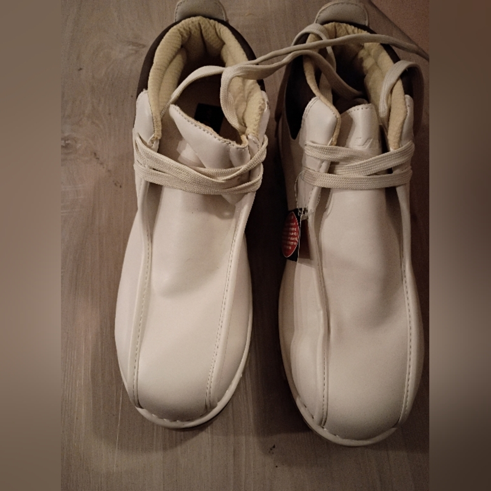 Lugz Women's Ankle Boots in White